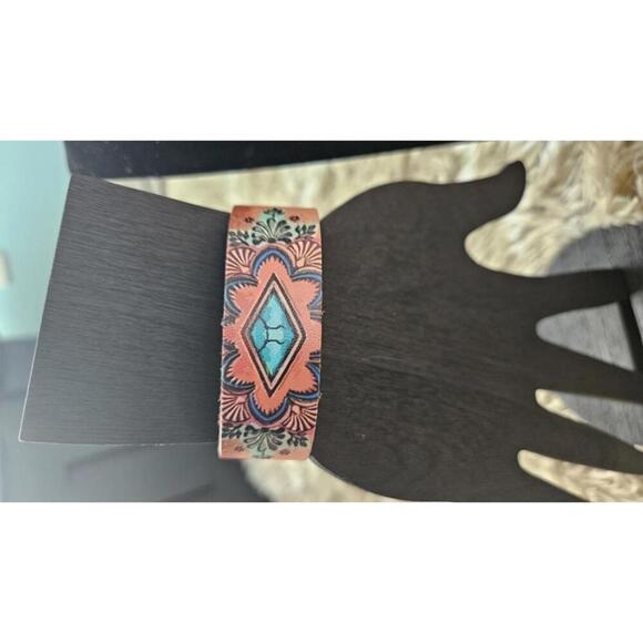 Silver Bird Pendant Necklace and Charm Bracelet Set - Picture 4 of 7